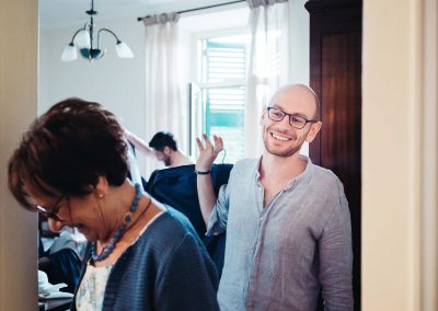 Lo sposo si prepara, fotoreportage di matrimonio