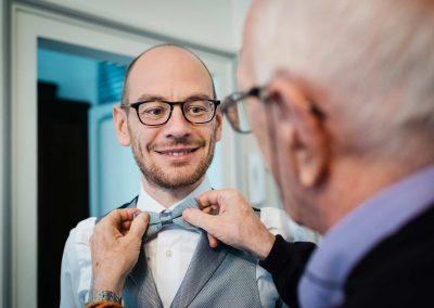 Lo sposo si prepara, fotoreportage di matrimonio